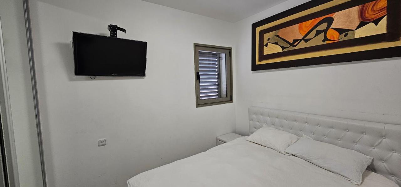 Top-Luxury Exclusive Аpt With Jacuzzi In Front Of The Sea Eilat Luaran gambar
